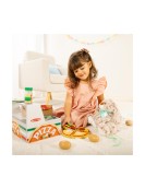 Melissa & Doug Pretend Play: Wood - Top Bake Pizza Counter Playset (6074890)