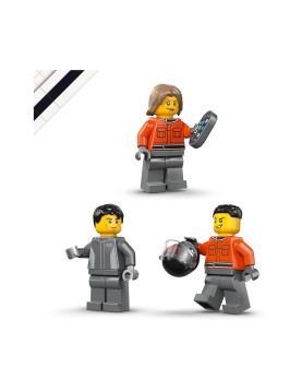 LEGO® City: F1® Display Truck with Audi F1® Race Car (60493)